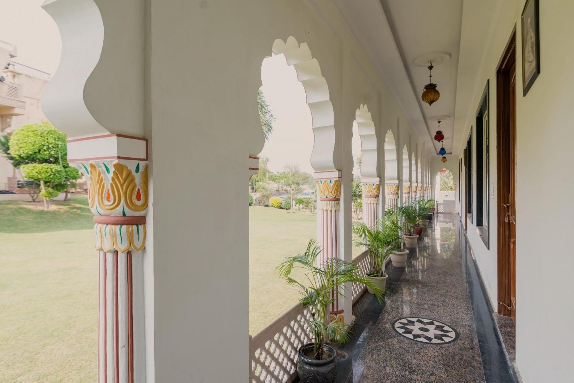 Fort Beejwar Chauhan By Aayams Neemrana Shahjahanpur المظهر الخارجي الصورة